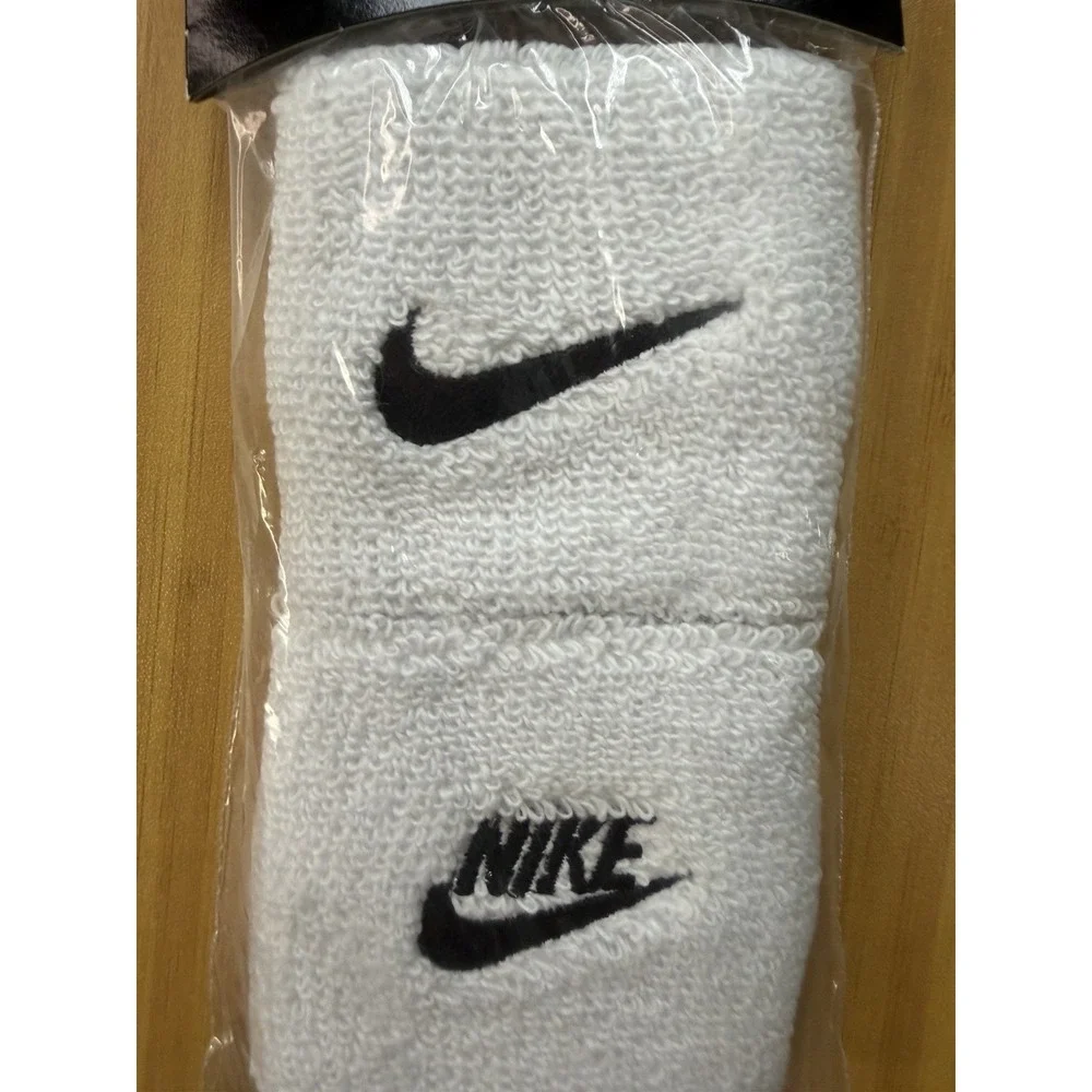 Nike vintage embroidered